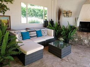 Peaceful Cottage in La Joya with Private Pool